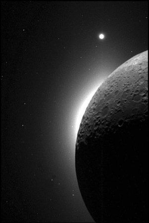 Echtbild: Sonne, Mond und Venus